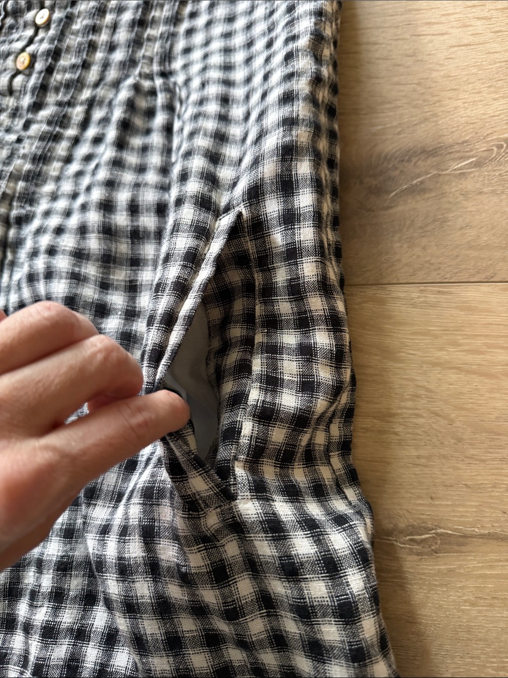 Quince Black & White Linen Gingham Dress - Picture 5 of 7